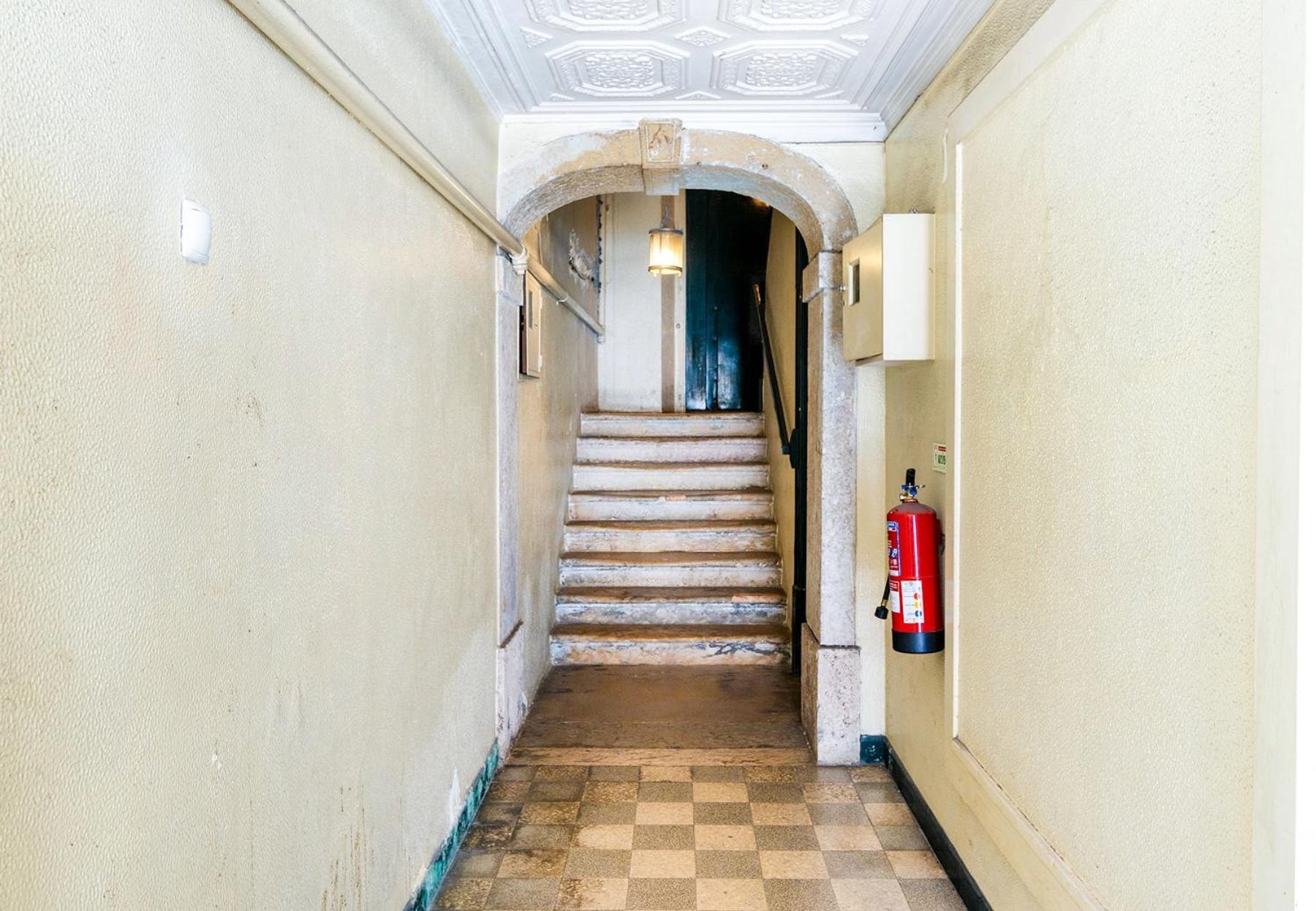 Camoes By Central Hill Apartments リスボン エクステリア 写真