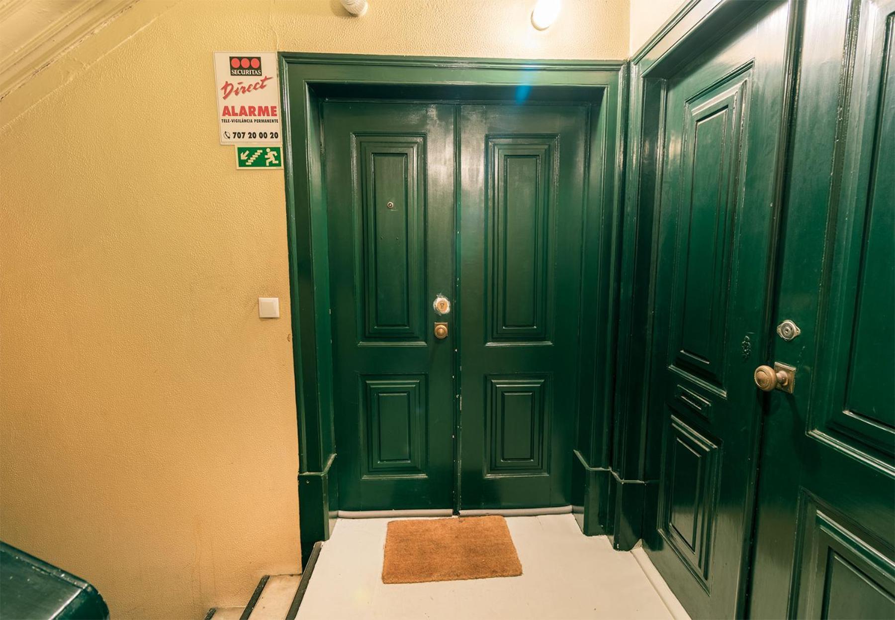 Camoes By Central Hill Apartments リスボン エクステリア 写真